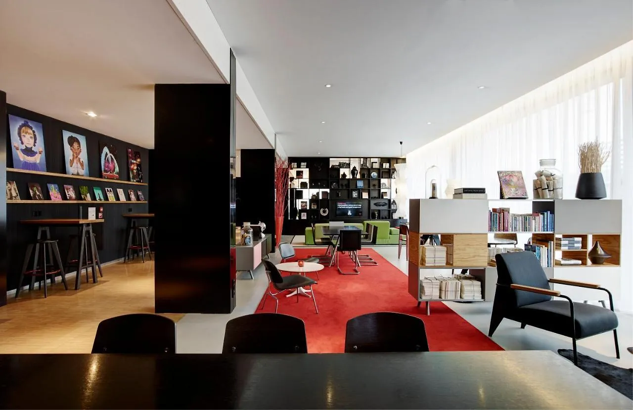 Citizenm Schiphol Airport Otel Amsterdam Airport Schiphol