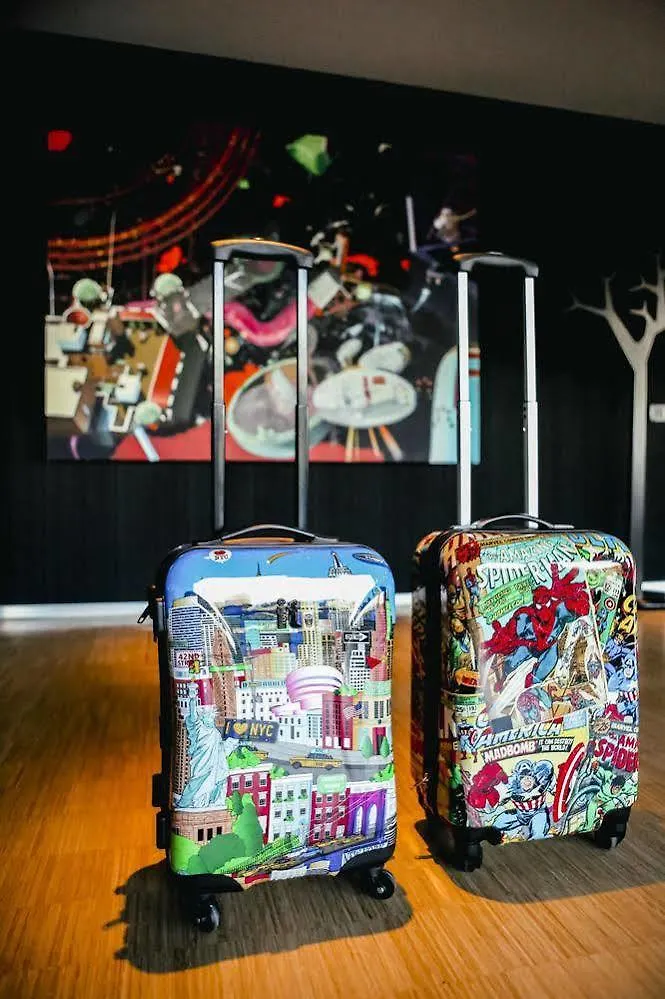 ****  citizenM Schiphol Airport Hotel Amsterdam Airport Schiphol Nederland